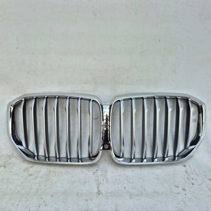 BMW X5 G05 18-23 maska maska chladiča ladvinky 7454887 / 7454888