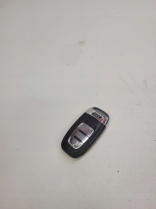 Clé PILOT AUDI A4 S4 B8 A5 S5 Q5 Q3 8K0959754H