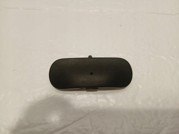 AUDI A4 B9 LIFT DYSZA SPRYSKWIACZA levá 8W0955987A