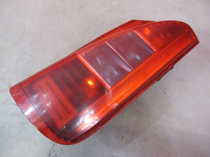 LANCIA MUSA 04-07 Licht rechts heck hinten 46829508 EUROPA