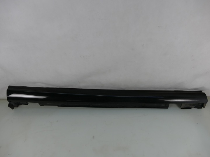 MERCEDES W209 C209 LIFT AMG Moulage Jupe Droit Couleur 197