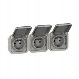 Nové Plexo Horizontální zásuvka, mechanismus 16A-250V~ šedá Legrand 069564L