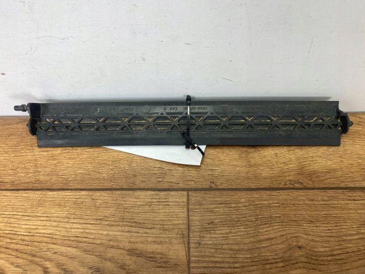 Zeberko zaluzji prowadnica air duct air line Ford Explorer 2020+