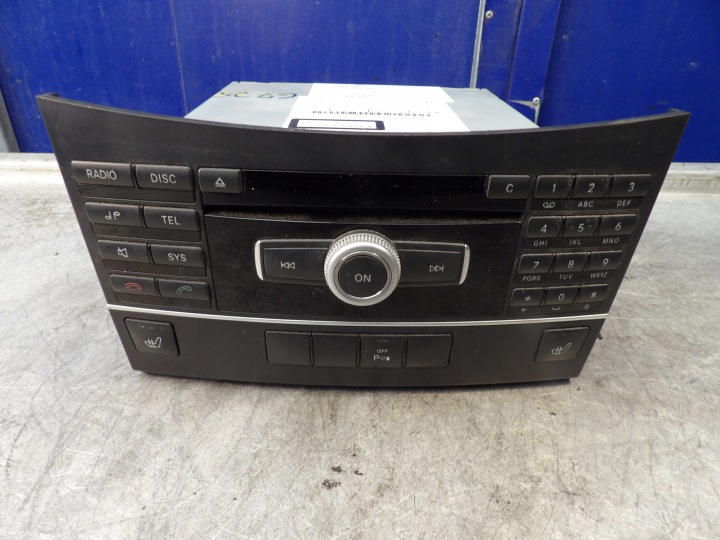 Mercedes W207 radio A2129003908 A2129018102 A2129026501 CQ-MP3870GA