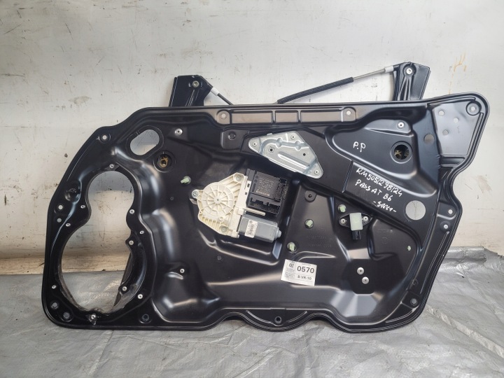lehúzó ablak jobb eleje OE 3C1837756K + motor VW PASSAT B6 KOMBI