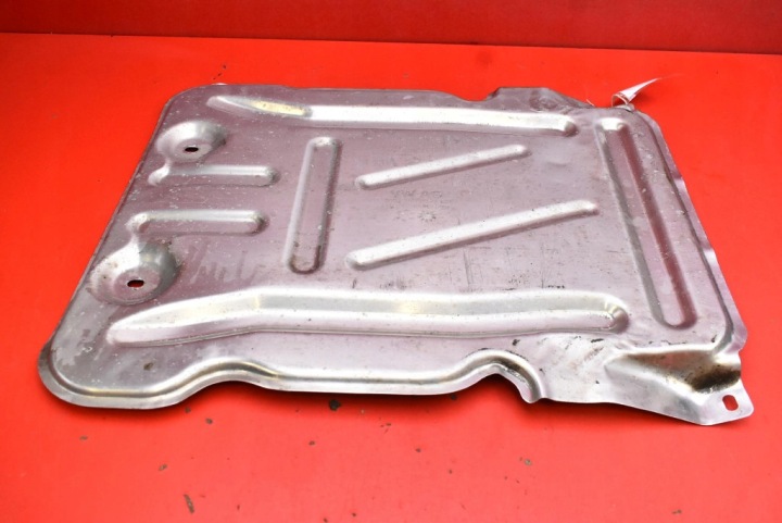 copertura GREMBIALINA DOL inferiore medio 5Q0825230K SKODA OCTAVIA 4 IV 1.5 TSI 150KM 19-24