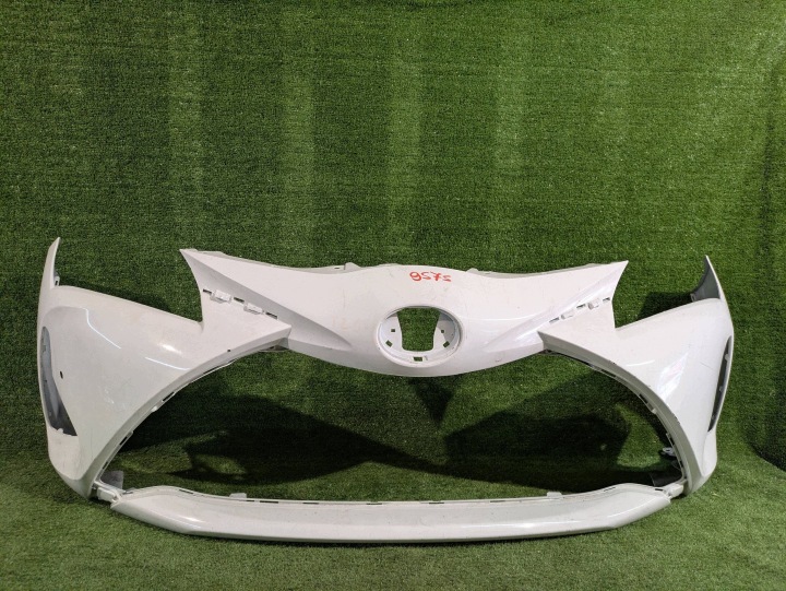 paraurti anteriore anteriore TOYOTA YARIS III LIFT 17- NR.Z9575
