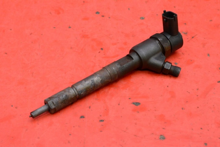 Injecteur Injecteur 0445110083 FIAT PANDA 2 II 1.3 CDTI 70 KM 03-11