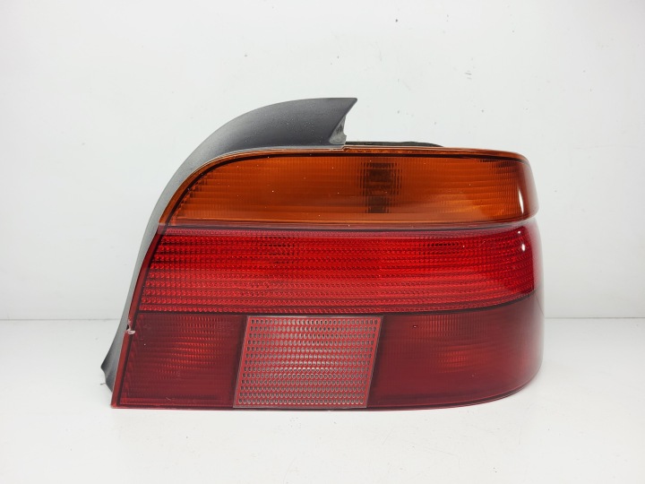 Licht rechts heck rechts hinten BMW 5 E39 Sedan 8358032 europa
