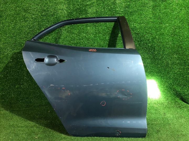 Portière Droit Arrière TOYOTA COROLLA E21 HB