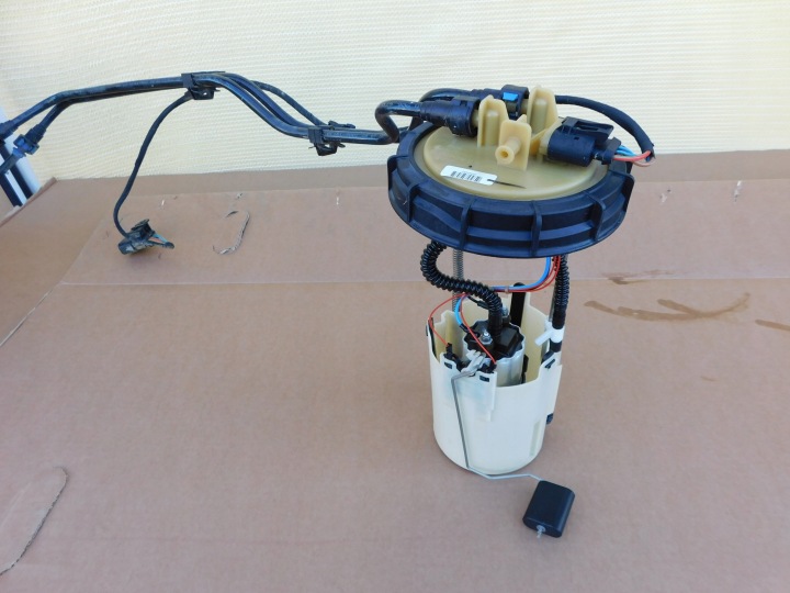 Mercedes Sprinter 906 Électrique Pompe Carburant Pompe à huile plywak Panier Réservoir