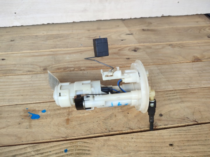 kraftstoffpumpe förderpumpe schwimmer daihatsu Sirion 1.3