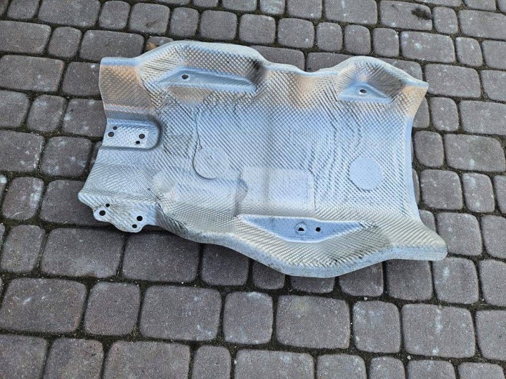 Gehäuse Blende Abdeckung termiczna des Auspuffs PROACE VIVARO C SCUDO JUMPY EXP 9806554880