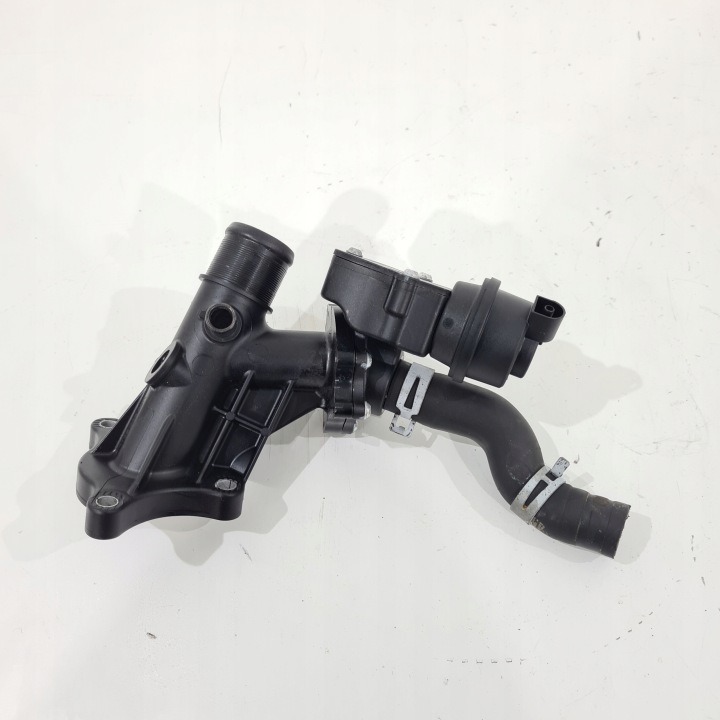 Renault OE 110600686R thermostat housing