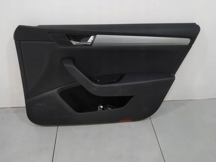 Habillage revêtement panneau intérieur porte Latérale/côté Droite Avant Passegers LED 3V EU Skoda Superb III (2015-)