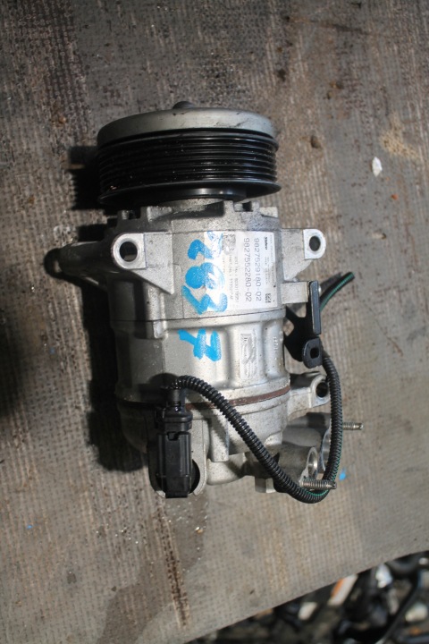 2837. Compresseur Climatisateur air conditionné PEUGEOT CITROEN 9827529180