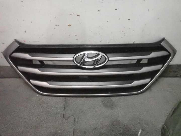 Grill HYUNDAI TUCSON III 2015- 86351-D7000