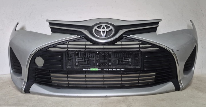 TOYOTA YARIS III LIFT 14-17 Stoßstange vorne vorne komplet 53102-0D040