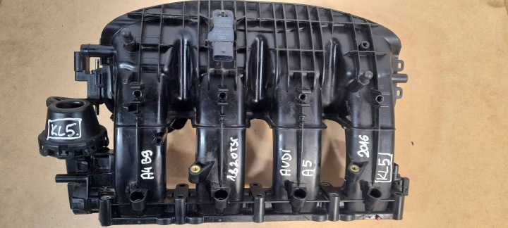 Audi A4 B8 1,8TFSI 2,0TFSI sacie potrubie 06K133201 (KL5)