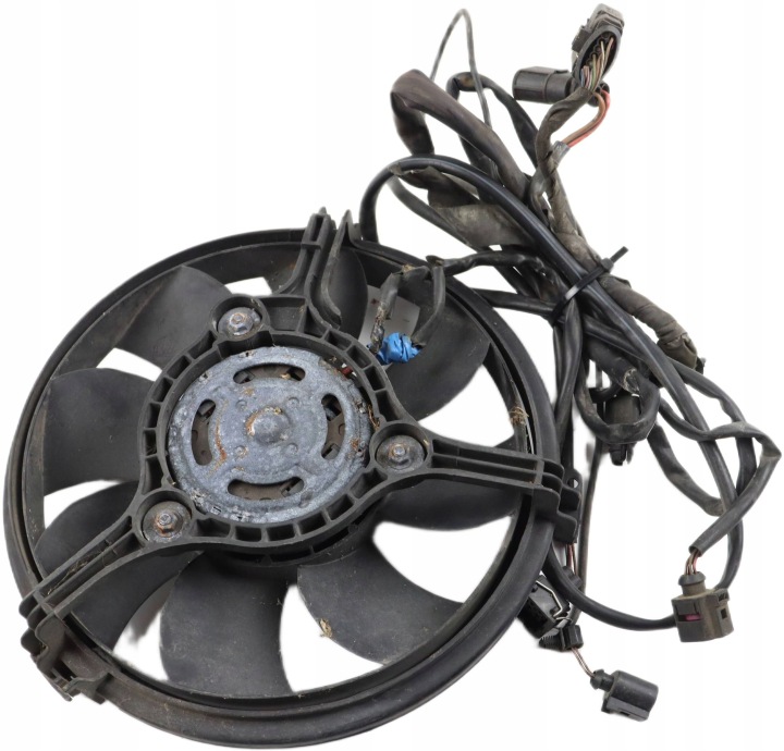 VW PASSAT B5 FL SKODA SUPERB and AUDI A4 B5 radiator fan 8D0959455R