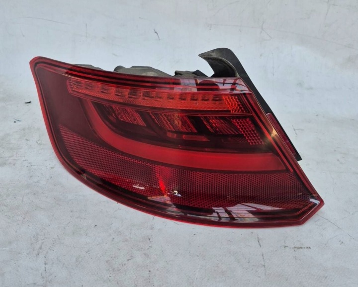 AUDI A3 8V 8V4 SPORTBACK 12- Licht links heck hinten LED 8V4945095D