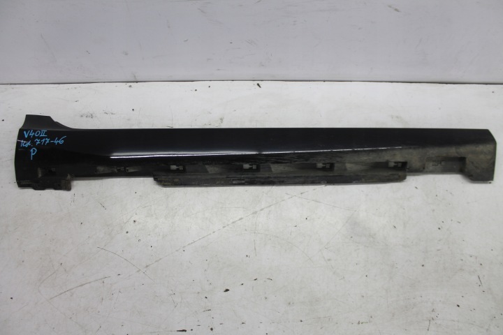 moulding cap threshold right VOLVO V40 II 717-46