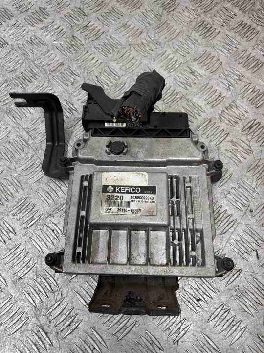 control unit of the engine computer 39110-03345 HYUNDAI I20 1.2