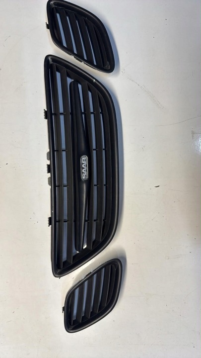Griglia completo Anteriore SAAB 9-3 II 93 oe 02-07r. (Griglia + GRIGLIE CALANDRA) nero