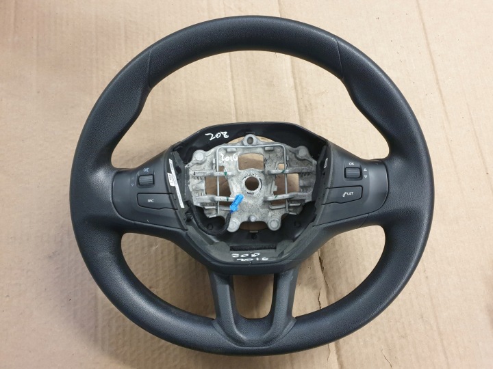 volant MULTIFUNKCJA PEUGEOT 208