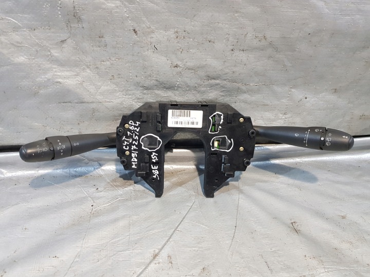 steering wheel levers and controls CITROEN C4 and 6242Z0 345657336