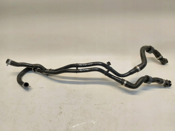 VOLVO XC40 LIFT wiring pipe of water 32138736
