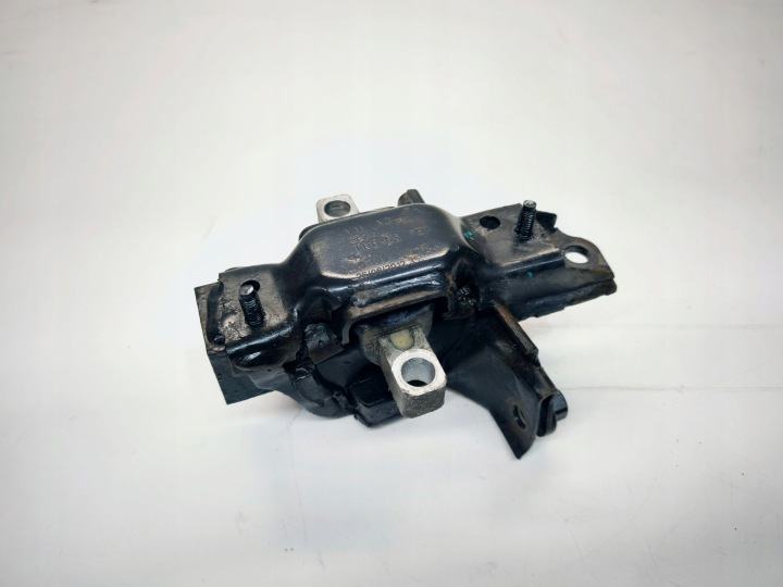 tartó csapágy váltó AUDI A1 8X VOLKSWAGEN SEAT SKODA 6R0199555E