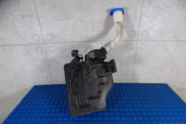 Skoda Fabia III nadrzka ostrekovacov 6V0955449 6R0955453D