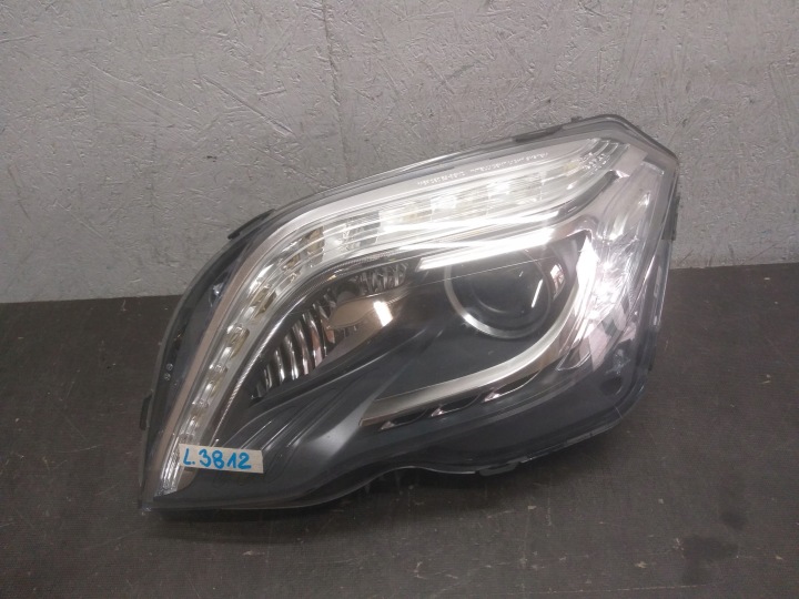 Feux phare Avant Gauche MERCEDES GLK W204 LIFT XENON ILS LED 10- A2048201539