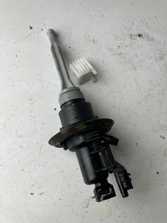 pumpa kvačila PEUGEOT 308 T9 1.2 THP 9674259580 SPINKA