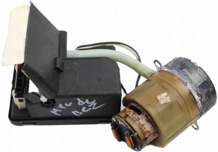 MERCEDES W168 A-KLASA Pumpe des zentralen Tueroeffner 1688000348 EUROPA