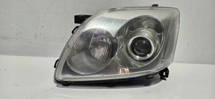 light left front XENON TOYOTA AVENSIS T25 06-08