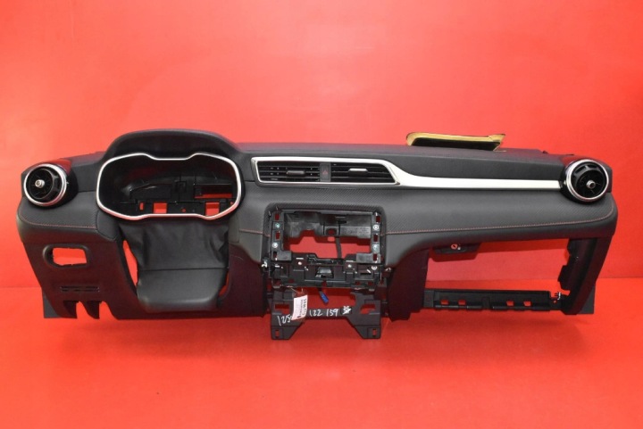 palubní přístrojová deska konzola kokpit airbag EU MG ZS 2 II LIFT 19-24