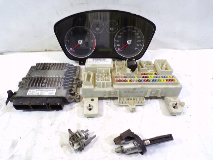 Montage STARTOWY FORD FOCUS 2 II 2.0TDCi 136KM 8M51-12A650-BC 5EKC