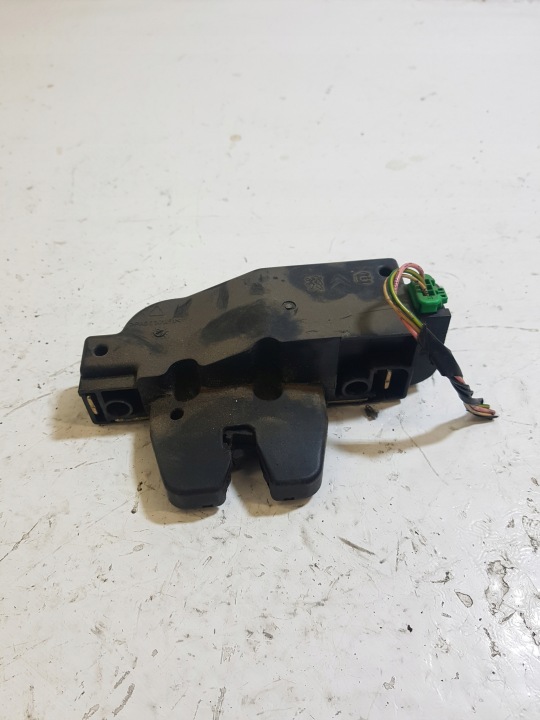 de la Serrure du capot Porte coffre hayon CITROEN XSARA PICASSO 9646091580