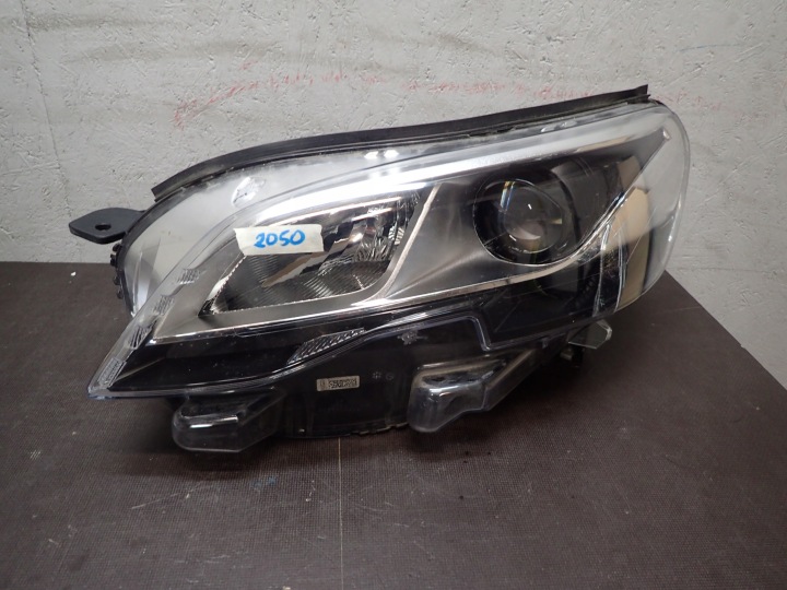 LIGHT FRONT LEFT PEUGEOT EXPERT TRAVELLER 16 XENON