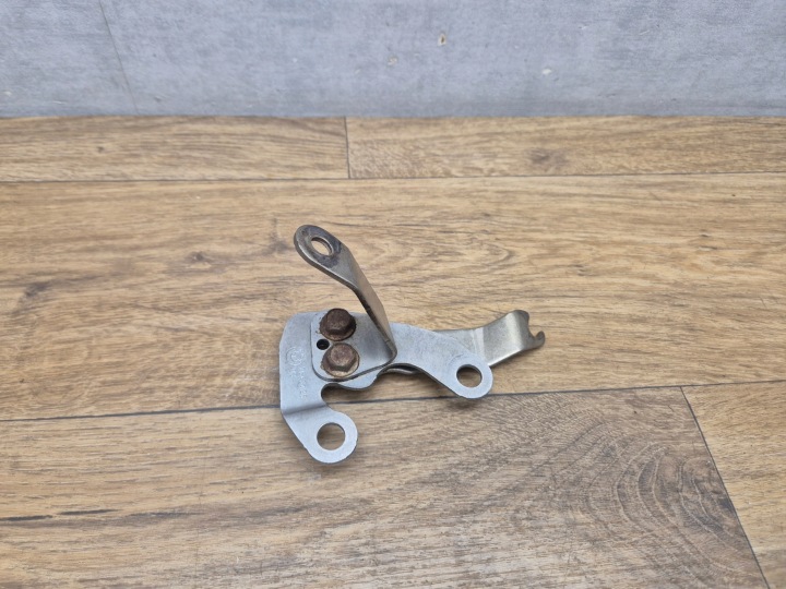 BMW F10 F15 F20 F30 F32 F36 F25 Stütze Halter KATALIZATORA N55 7643425