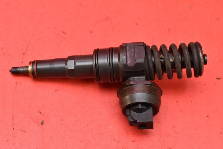Einspritzdüse Einspritzdüse 038130073BQ SKODA OCTAVIA 2 II 2.0 TDI 140 KM 04-08