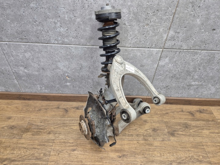 BMW F12 glavčina lijevi prednji dio prednja RWD amortizer vilica 3.0D 3.0i