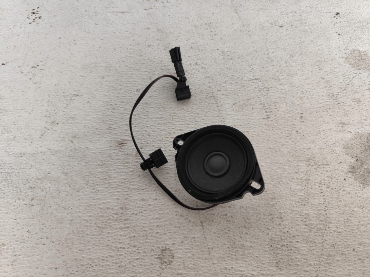 VOLKSWAGEN CADDY V2K7 speaker 7LA035709