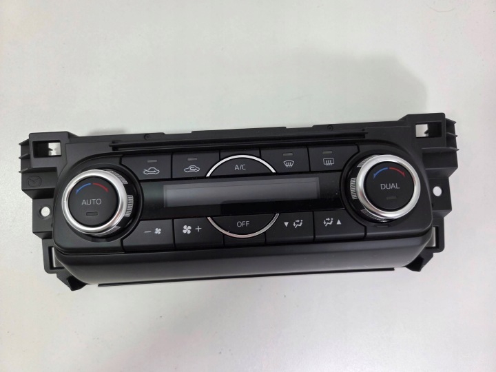 Mazda 3 BM Unite commande clima 2013- (P9)