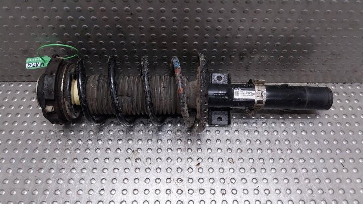 Stoßdämpfer rechts links vorne 6Q0413031BH VW POLO IV IBIZA III FABIA und II