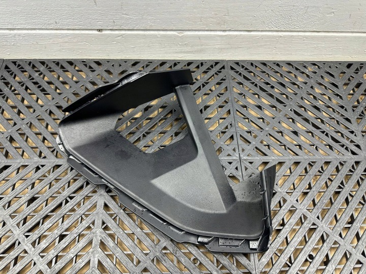 cover wlotu air front side right BMW X6 G06 8085998