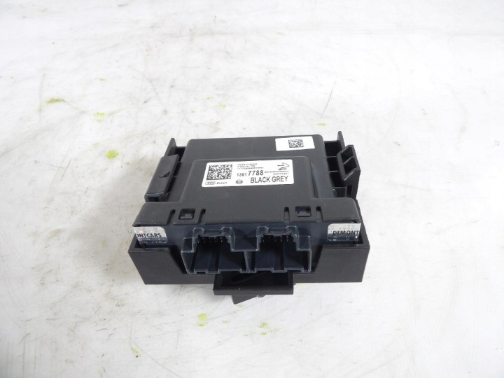 OPEL ASTRA K Module Stationnement 13517788