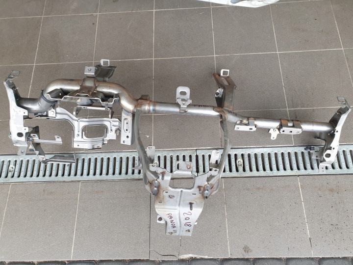 výztuha pod DESKE KONSOLE díl příčka držák FIAT PANDA III 3 2012